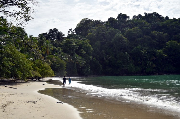 manuel-antonio-wild-beach